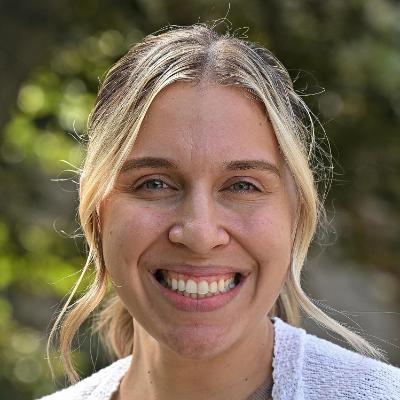 Sylwia Johnson Headshot