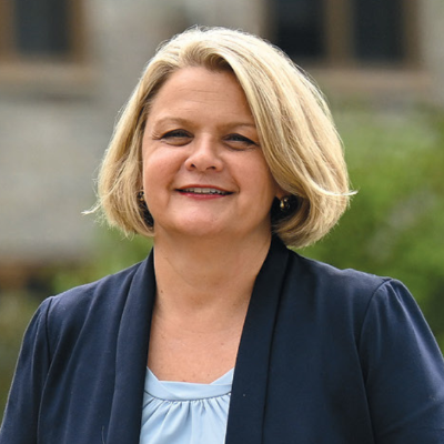 Andrea Chapdelaine Outdoor Portrait