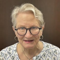 Helen Reynolds Headshot