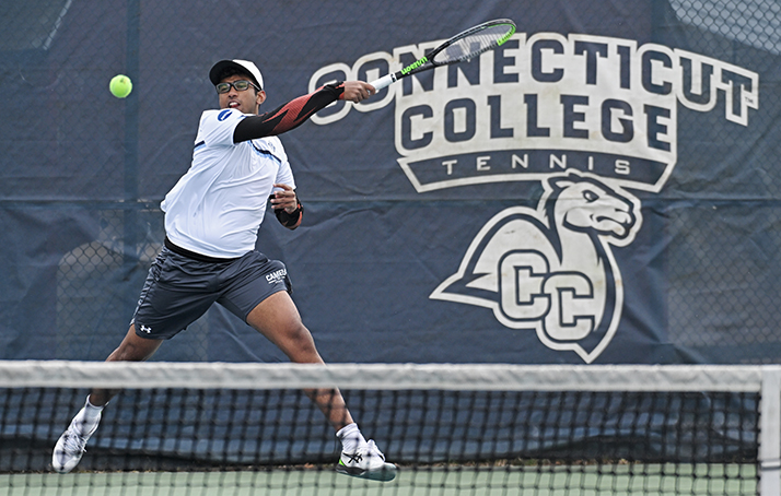 Men's Tennis in a match vs Williams