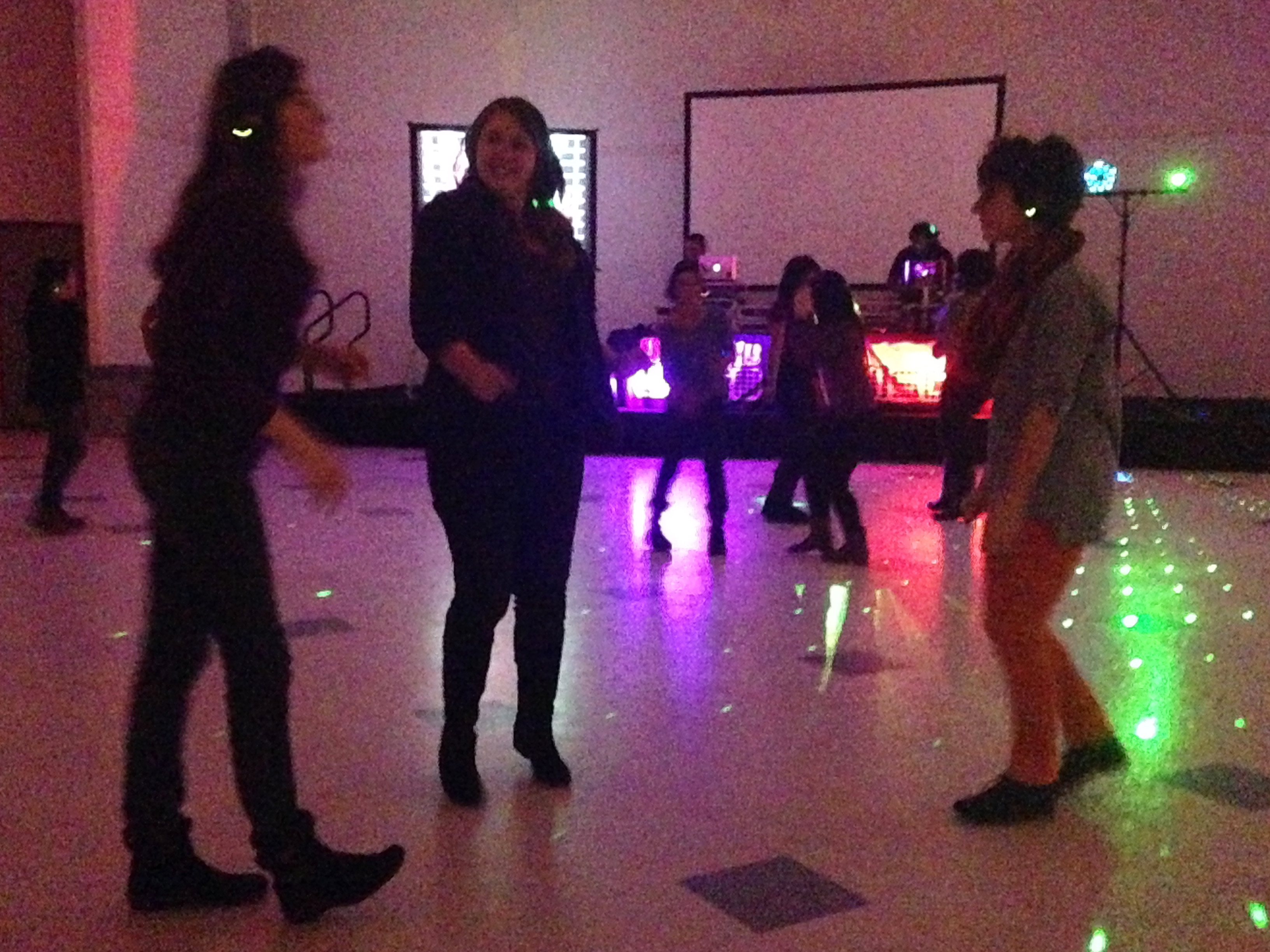 Photo of students dancing at headphone-less disco