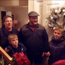 The Dumond family's holiday season is much brighter in 2016