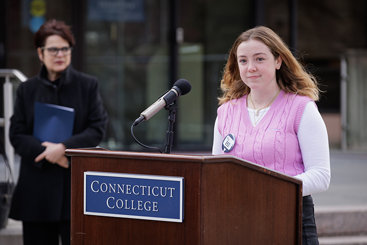 Honor Council Chair Luci McGlynn ’22 speaks about the 100th anniversary of Conn's Honor Code.