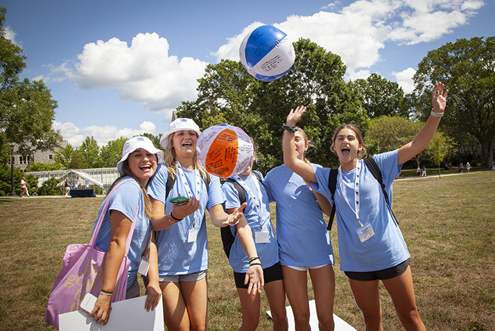 Student leaders toss beach balls