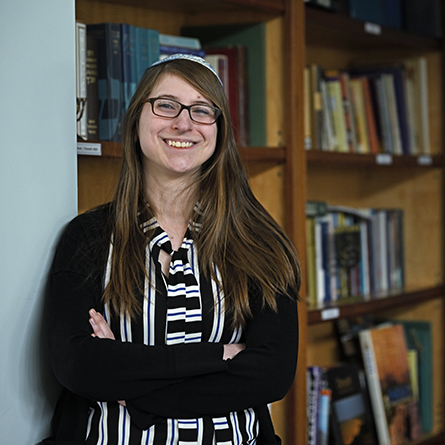 A portrait of Rabbi Jessica Goldberg