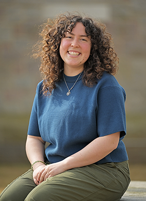 A portrait of Paloma Doyle '26