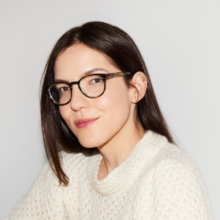 A portrait of Sloane Crosley ’00