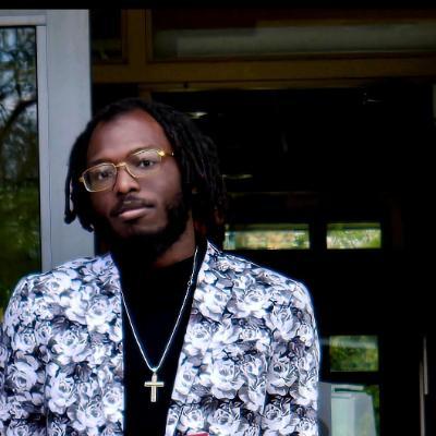 Moses Griffith Headshot